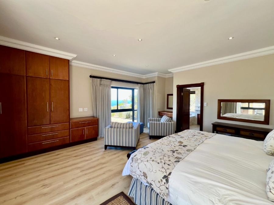 5 Bedroom Property for Sale in Oubaai Western Cape